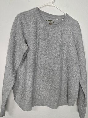 Orvis Light Heather Gray Crewneck Sweater